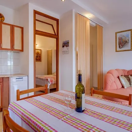 House Amalija Apartman