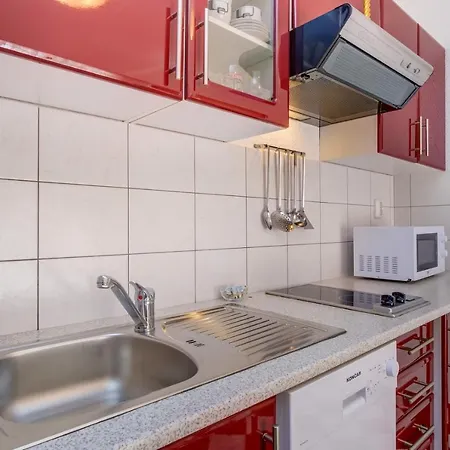 House Amalija Apartment